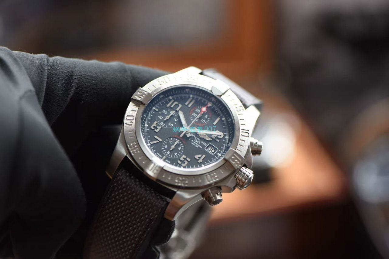 OXF Factory  High quality  Replica Watches  Breitling 复仇者系列E13383101M2W1 wrist watches  / BL197