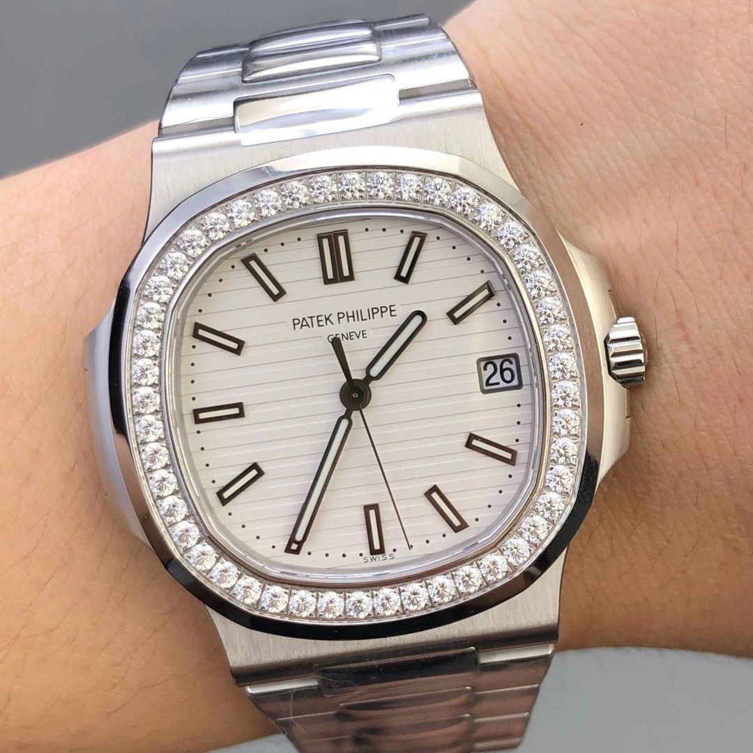 PPF Factory V4版超级 Nautilus 钻圈 PATEK PHILIPPE 1比1精 Replica Watches 5711/1A-011 / BD322
