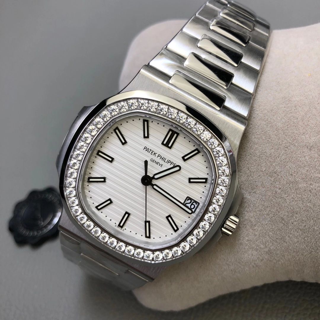 PPF Factory V4版超级 Nautilus 钻圈 PATEK PHILIPPE 1比1精 Replica Watches 5711/1A-011 / BD322
