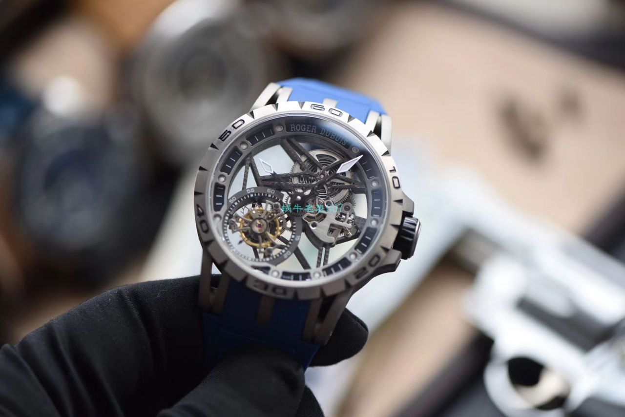 【 Video analysis 】 Best 的罗杰杜彼王者系列镂空 Tourbillon  Replica Watches  / LJ083