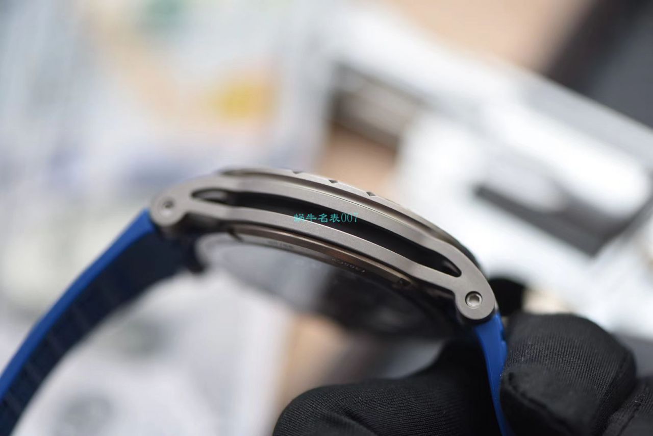 【 Video analysis 】 Best 的罗杰杜彼王者系列镂空 Tourbillon  Replica Watches  / LJ083