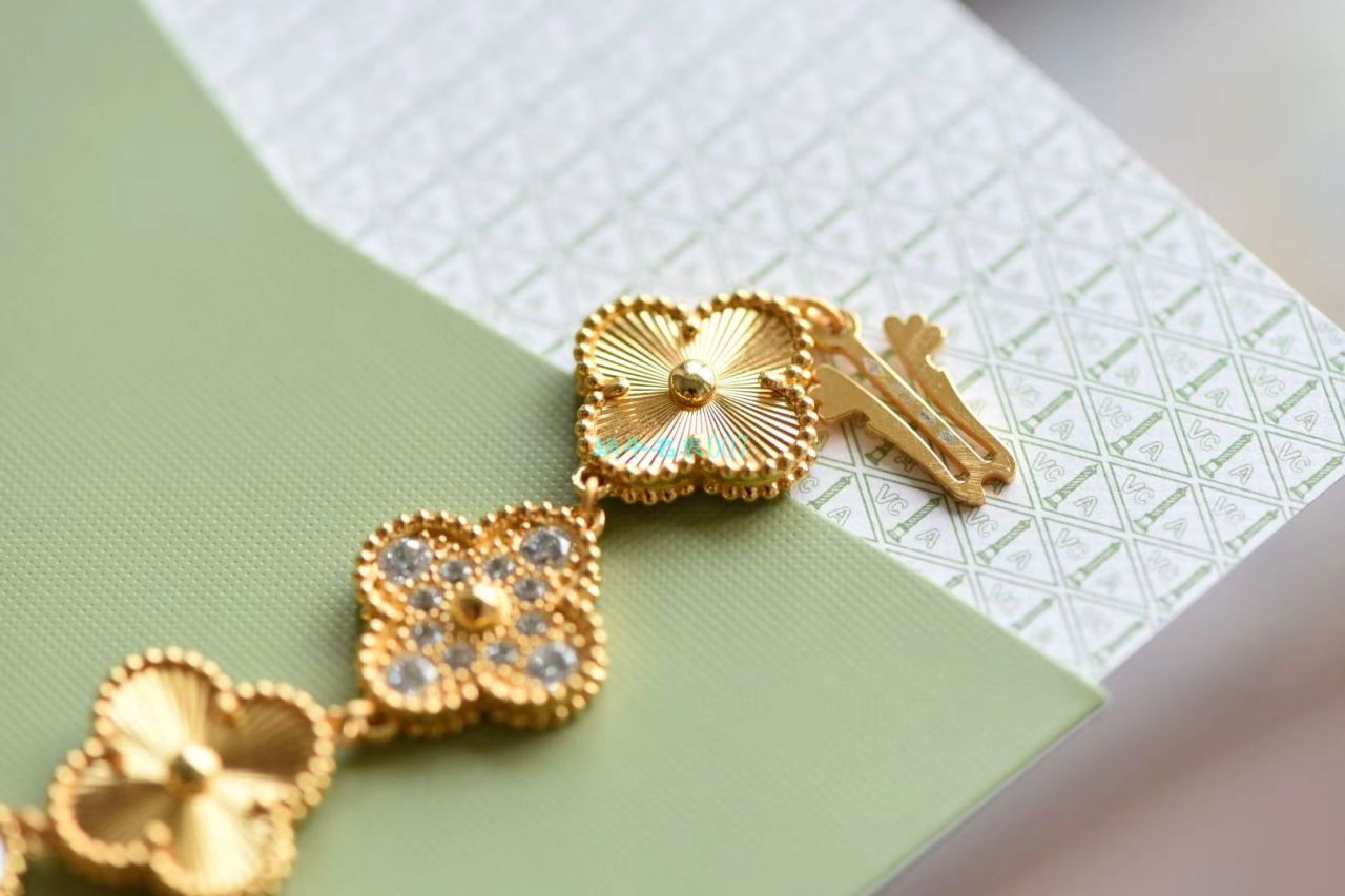 V&A Factory 梵克雅宝 High quality  Replica Watches VCARO8WW00,VCARO8SG00女表 / VCA012