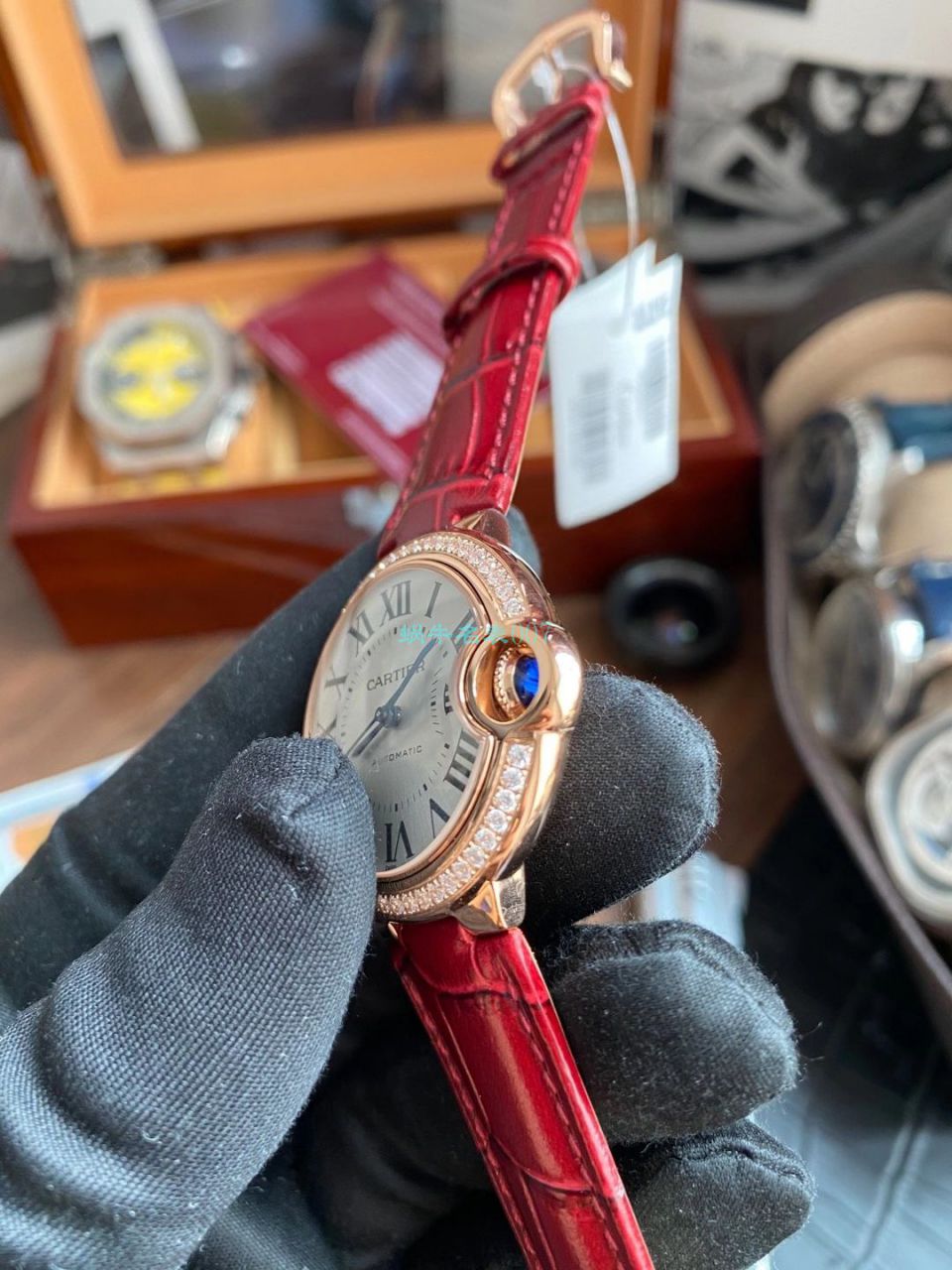 V6 Factory  Cartier  蓝气球女装WJBB0033 top  Replica Copy 表 / K310