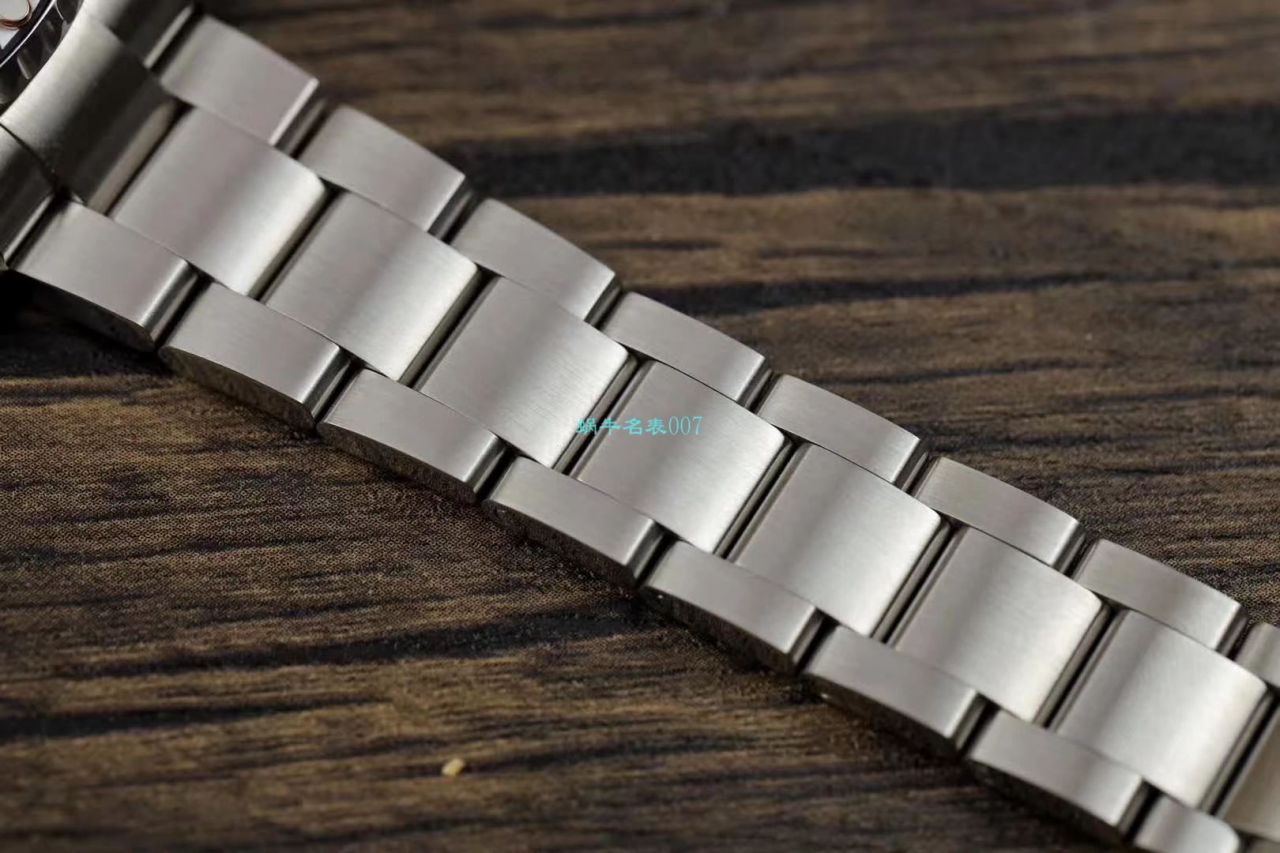 WWF Factory  Rolex 改装全镂空 Submariner 116610为原型 / R653