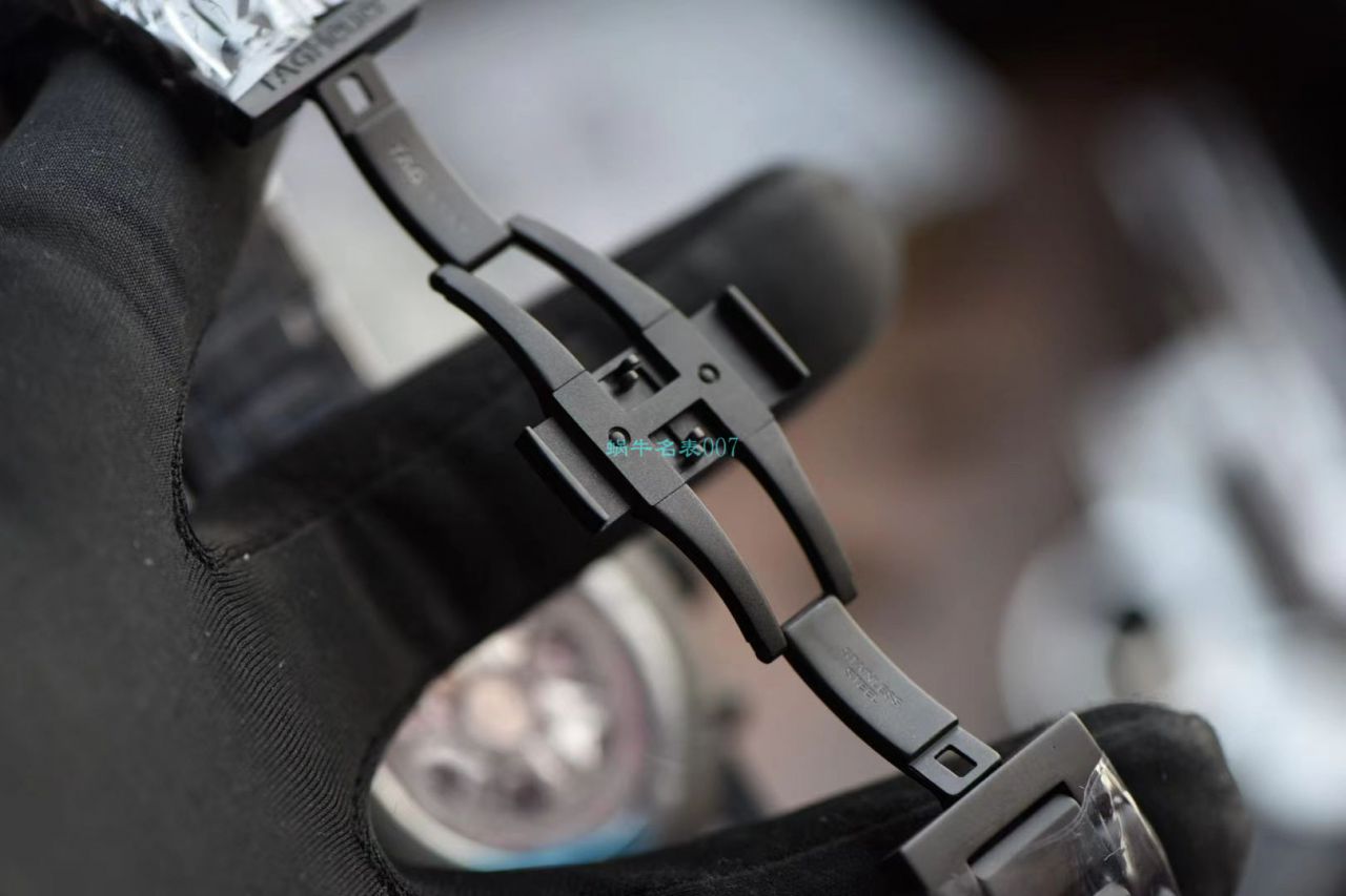 XF Factory  TAG Heuer 卡莱拉全 Composite 带黑骑士CAR2090.BH0729 top  Replica Watches  / TG108