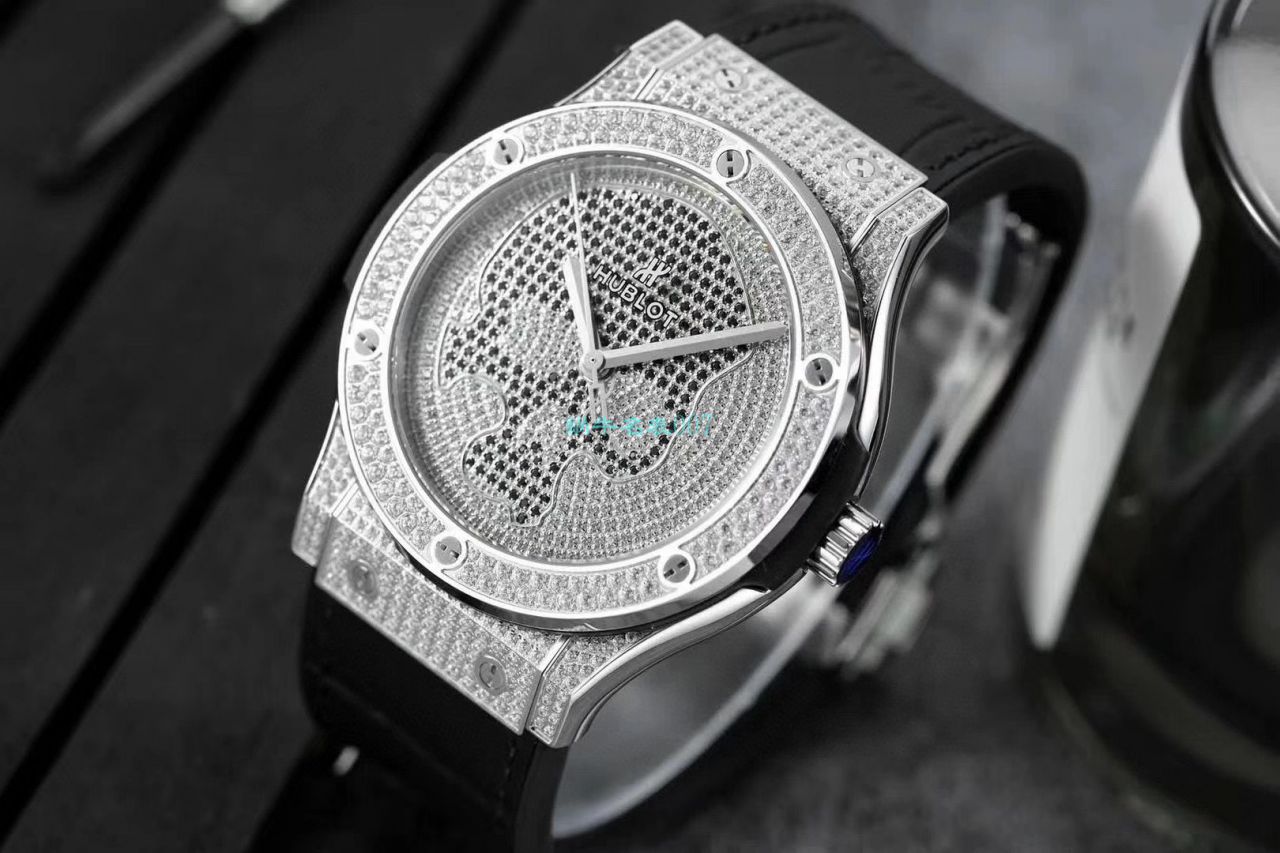 WWF Factory  High quality  Replica Watches  hublot 经典融合满钻511.NX.9000.LR.1704.SKULL wrist watches  / YB103