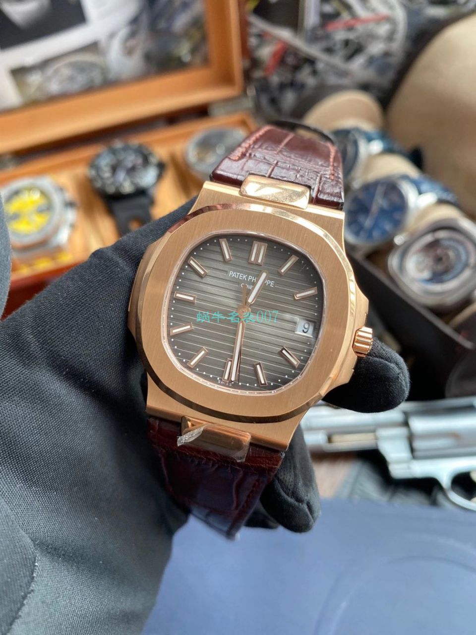 PPF Factory  PATEK PHILIPPE  Nautilus V4版 High quality  Replica Watches 5711R 玫瑰金 wrist watches  / BD336