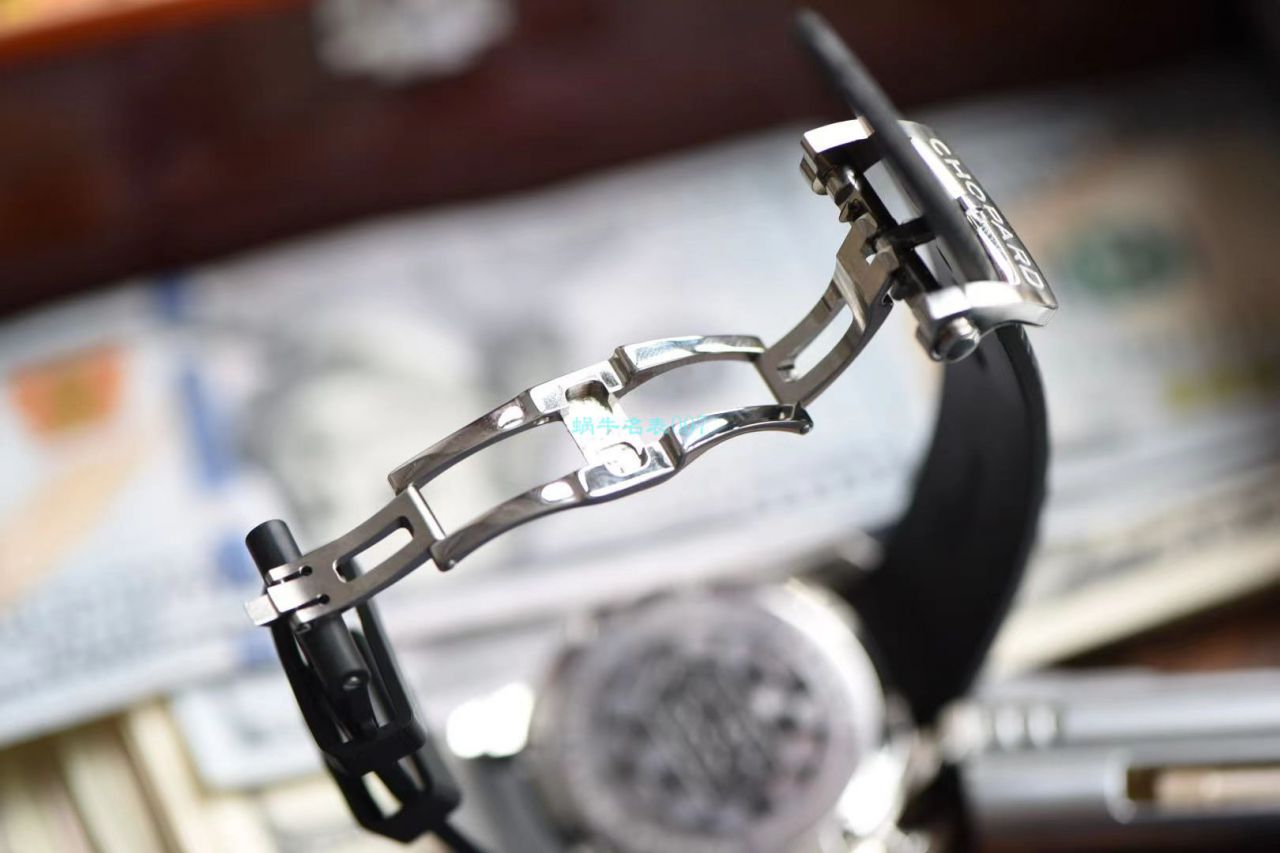 V7 Factory 【 Video analysis 】 Chopard 经典赛车系列168571-3004 top   Replica Watches  / XB070