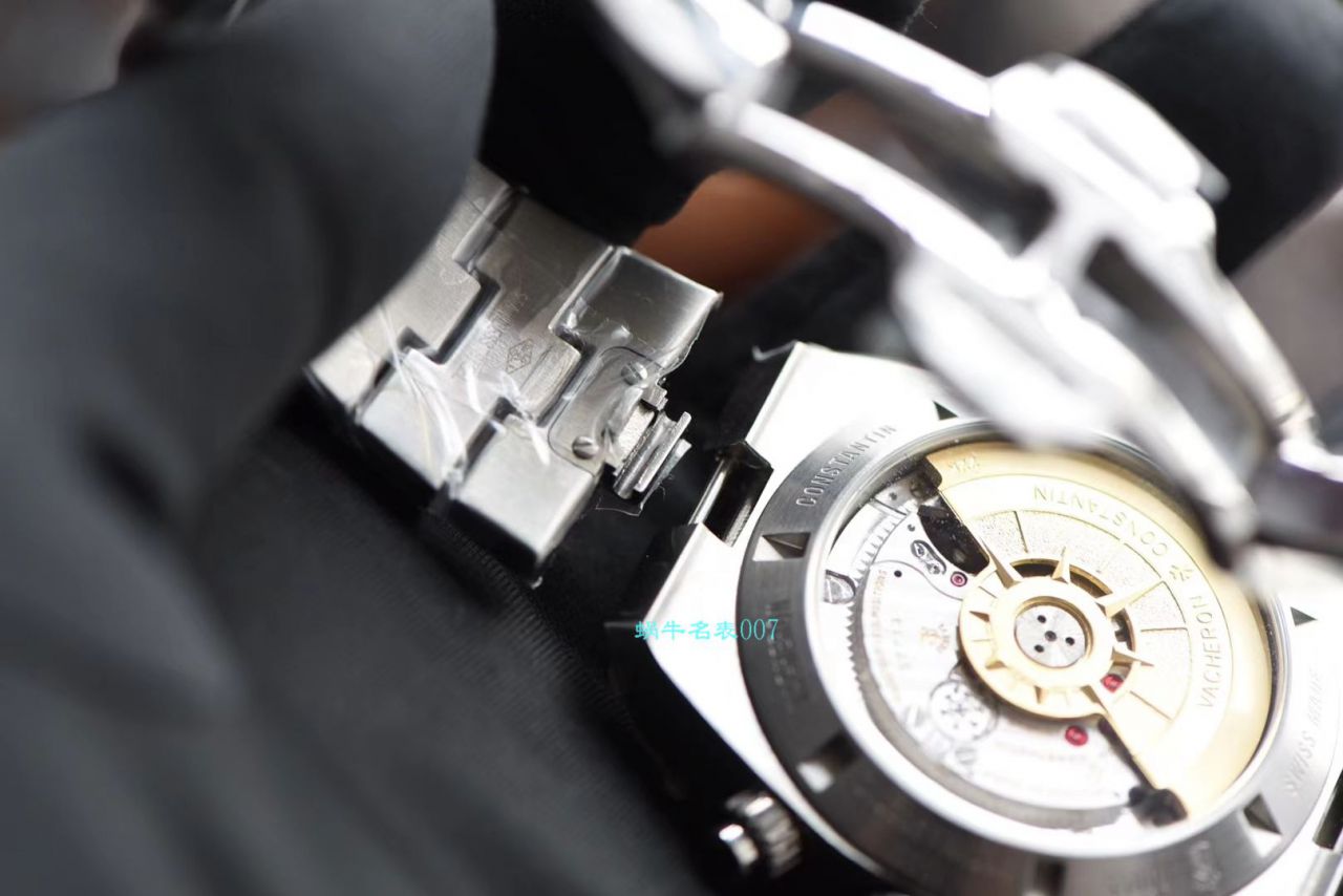8F Factory Vacheron Constantin   Overseas 1比1 Replica Watches 5500V/110A-B148 wrist watches  / JS230