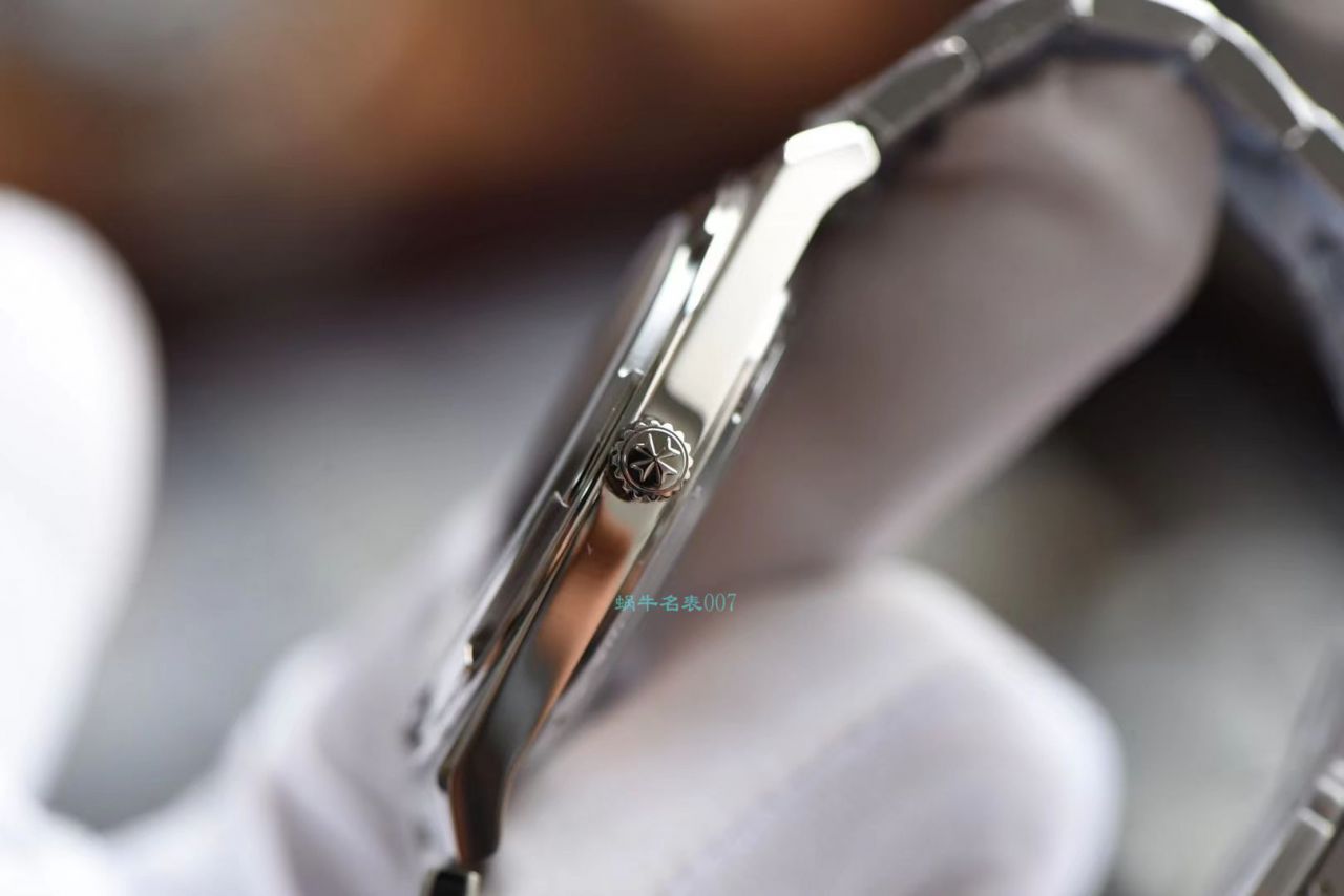 XF Factory Vacheron Constantin   Overseas 系列2000V High quality  Replica Copy  Watches 海外特别版骚蓝 / JS231