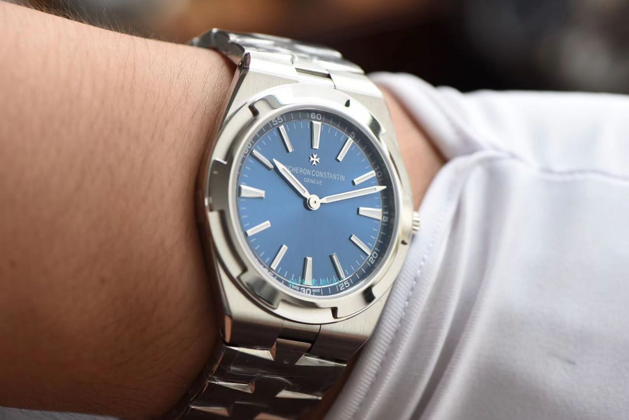 XF Factory Vacheron Constantin   Overseas 系列2000V High quality  Replica Copy  Watches 海外特别版骚蓝 / JS231