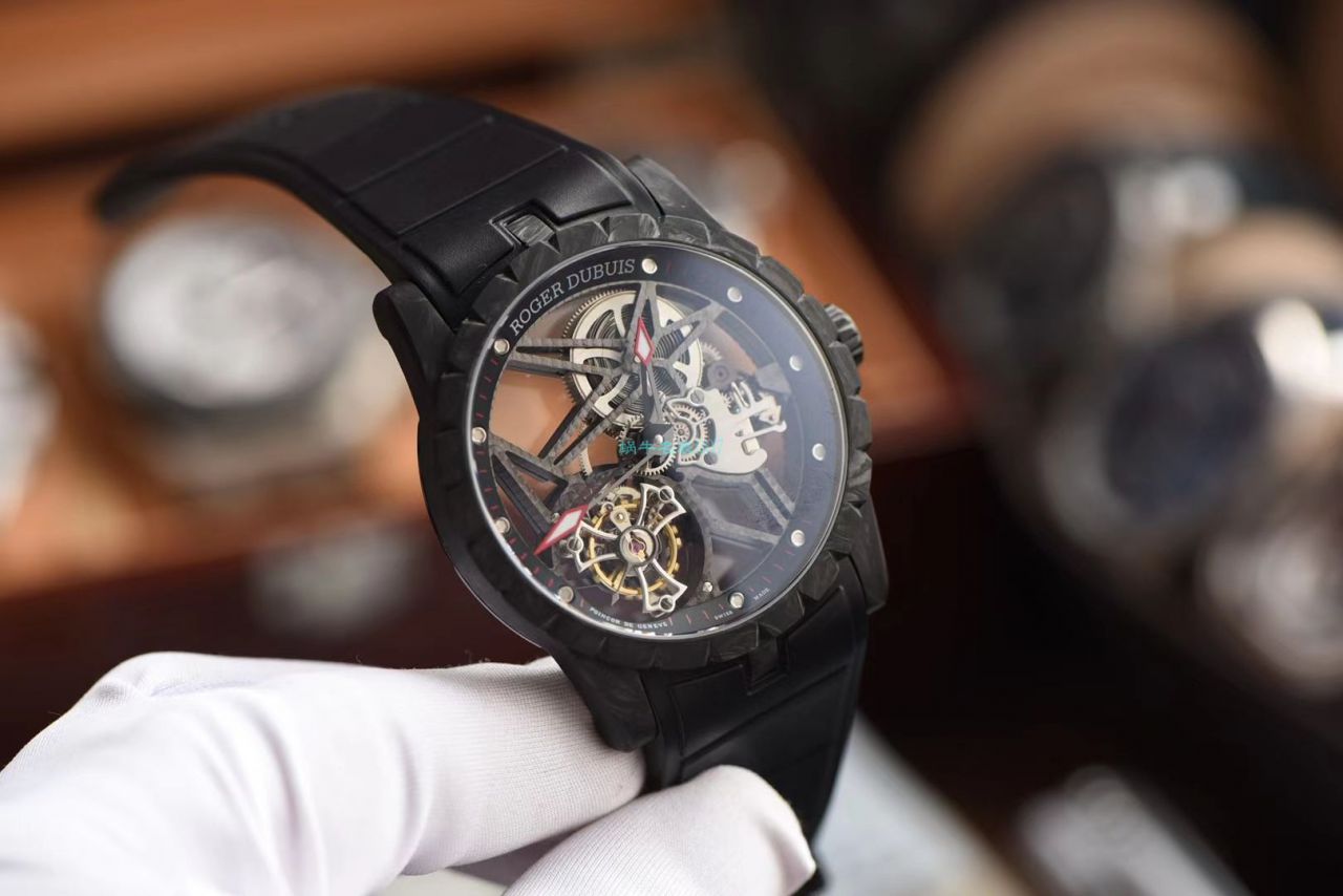 BBR Factory 最新罗杰杜彼王者系列 carbon fiber  Tourbillon 1比1 Replica Copy  Watches DBEX0577 wrist watches  / LJ090