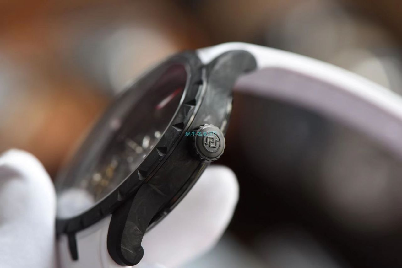 BBR Factory 最新 carbon fiber 罗杰杜彼王者系列 Tourbillon 1比1 Replica Watches DBEX0577 wrist watches  / LJ091