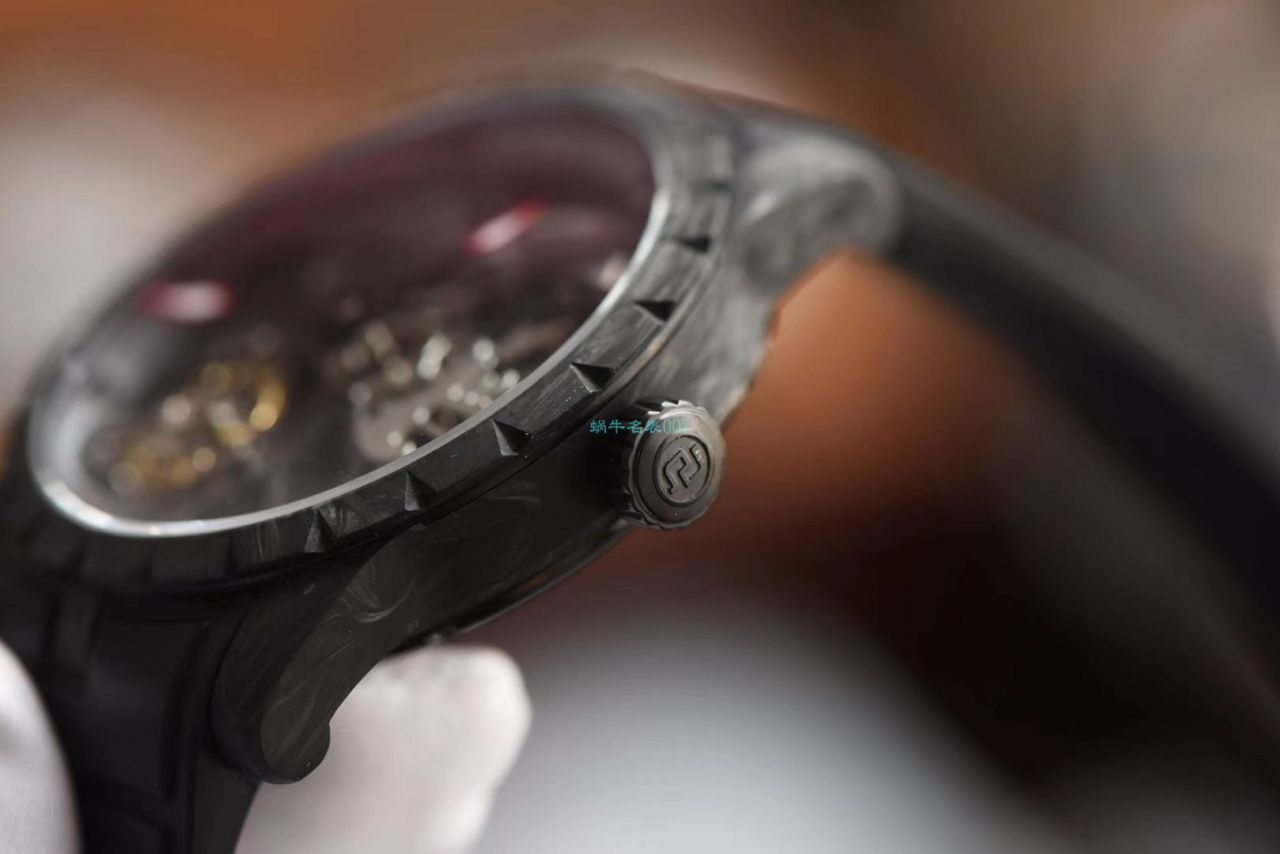 BBR Factory 最新 carbon fiber 罗杰杜彼王者系列 Tourbillon 1比1 Replica Watches DBEX0577 wrist watches  / LJ091