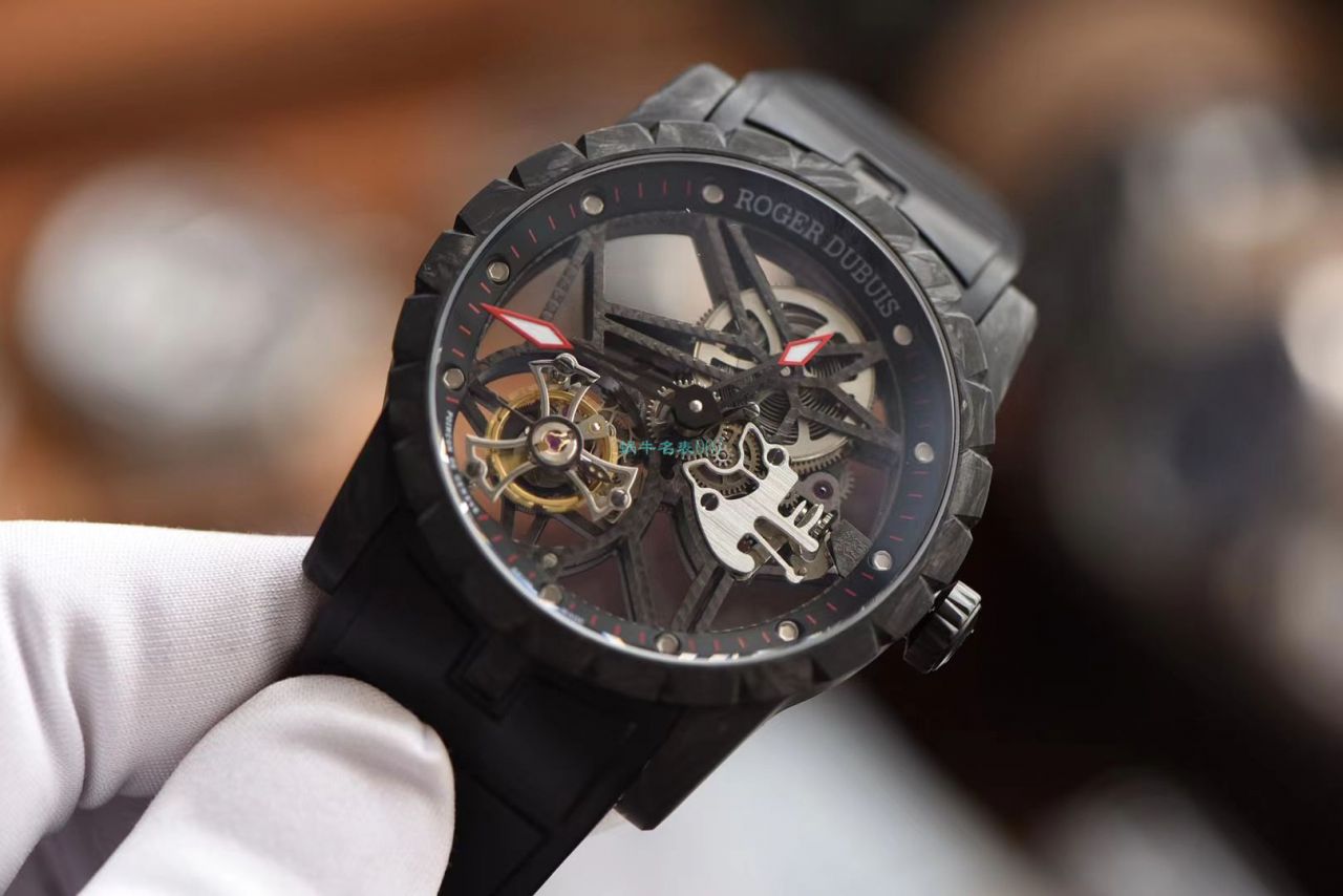 BBR Factory 罗杰杜彼Roger Dubuis王者系列 carbon fiber  Tourbillon  top  Replica Copy  Watches DBEX0577 wrist watches  / LJ092