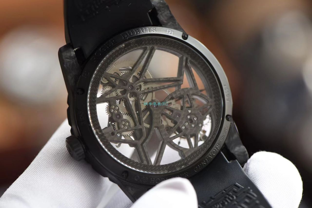 BBR Factory 罗杰杜彼Roger Dubuis王者系列 carbon fiber  Tourbillon  top  Replica Copy  Watches DBEX0577 wrist watches  / LJ092