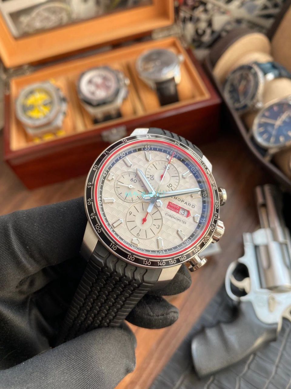 V7 Factory  Chopard 经典赛车 MILLE MIGLIA 2017 RACE EDITION  Replica Copy 168571-3002 wrist watches  / XB076