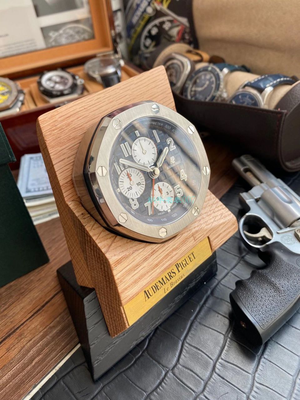 CK Factory Audemars PiguetAudemars Piguet  Royal Oak Offshore 26470经典致敬桌钟座钟 wrist watches  / AP219