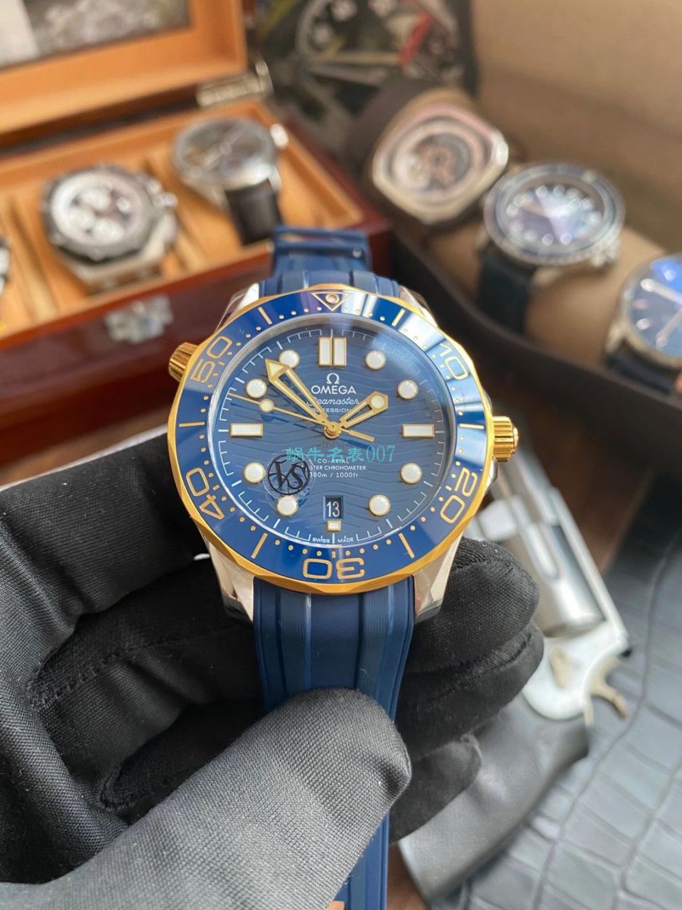 VS Factory OMEGA Seamaster 300米间黄金蓝盘1比1 High quality  Replica Watches 210.22.42.20.03.001 wrist watches  / VS781
