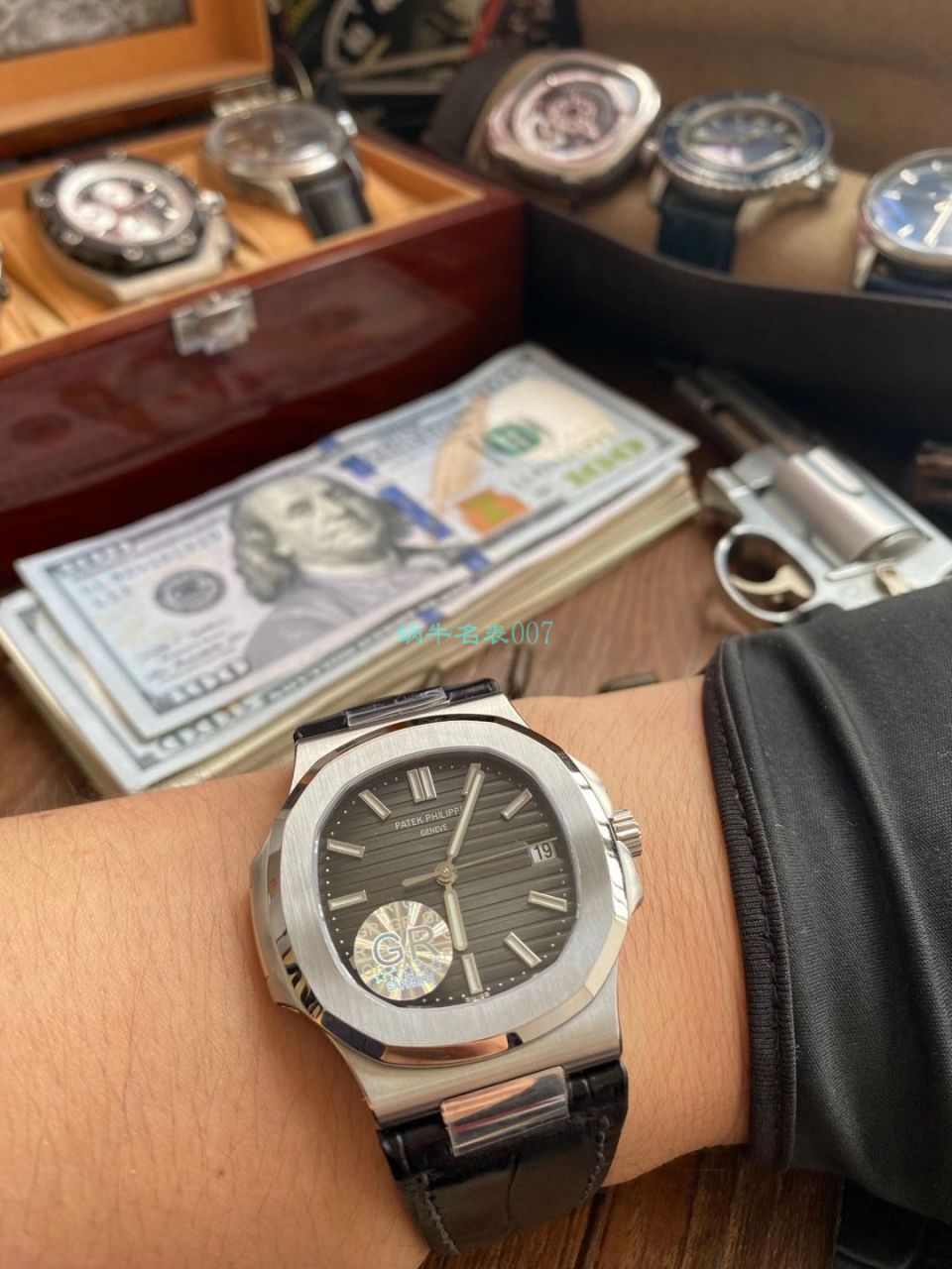 GR Factory V2版本1比1 High quality  Copy  Watches  PATEK PHILIPPE  Nautilus 5711G 白金 wrist watches  / BD339