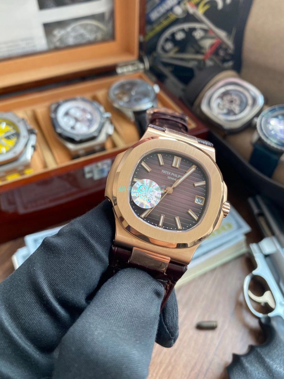 GR Factory V2版本 PATEK PHILIPPE  Nautilus 运动优雅 High quality  Knockoff  Watches 5711/1R-001 wrist watches  / BD351