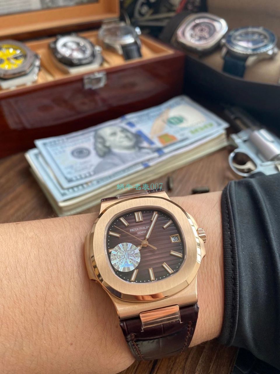 GR Factory V2版本 PATEK PHILIPPE  Nautilus 运动优雅 High quality  Knockoff  Watches 5711/1R-001 wrist watches  / BD351