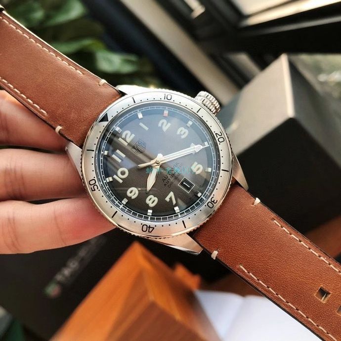  TAG Heuer TAG HEUER AUTAVIA渠道原单WBE5114.EB0173 wrist watches  / TG110