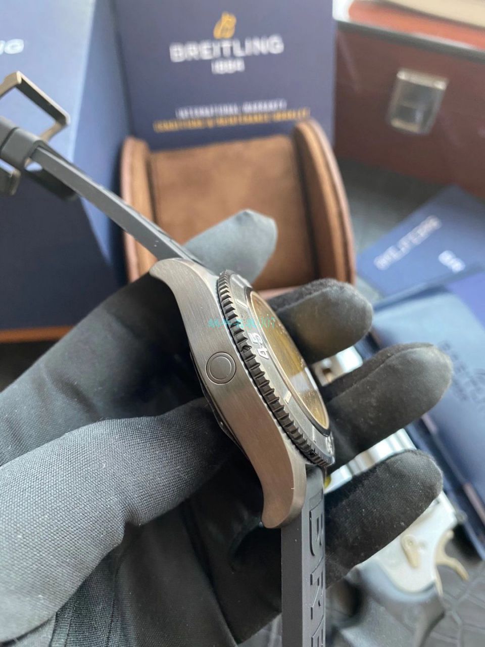 【渠道原单】 Breitling 超级海洋系列M17368D71I1S1 wrist watches  / BL200