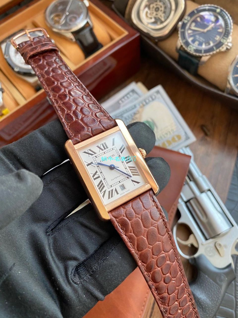 V9 Factory  Cartier  坦克 High quality  Replica Watches W5200027 wrist watches  / K312
