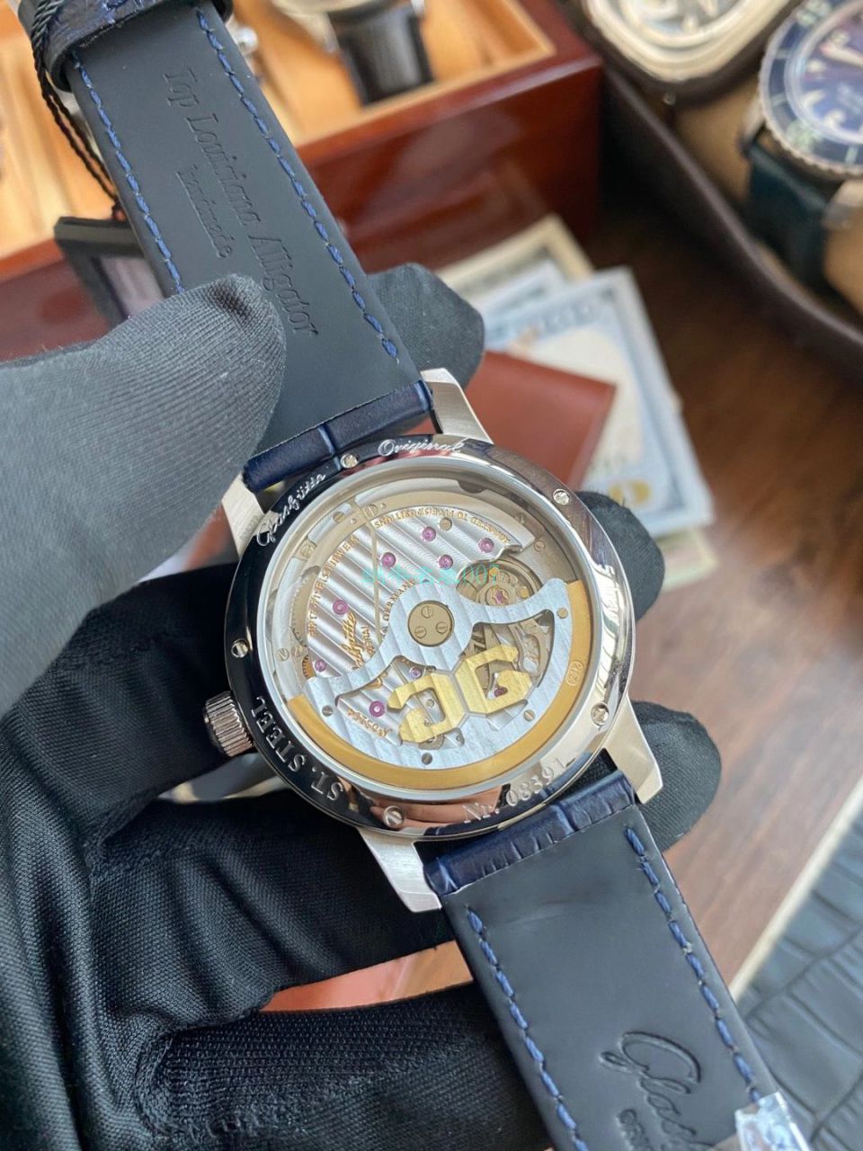 【视频最大的 Replica Watches 网站】V9 Factory glashuette original原创议员月相100-04-05-12-30 wrist watches  / GLA069