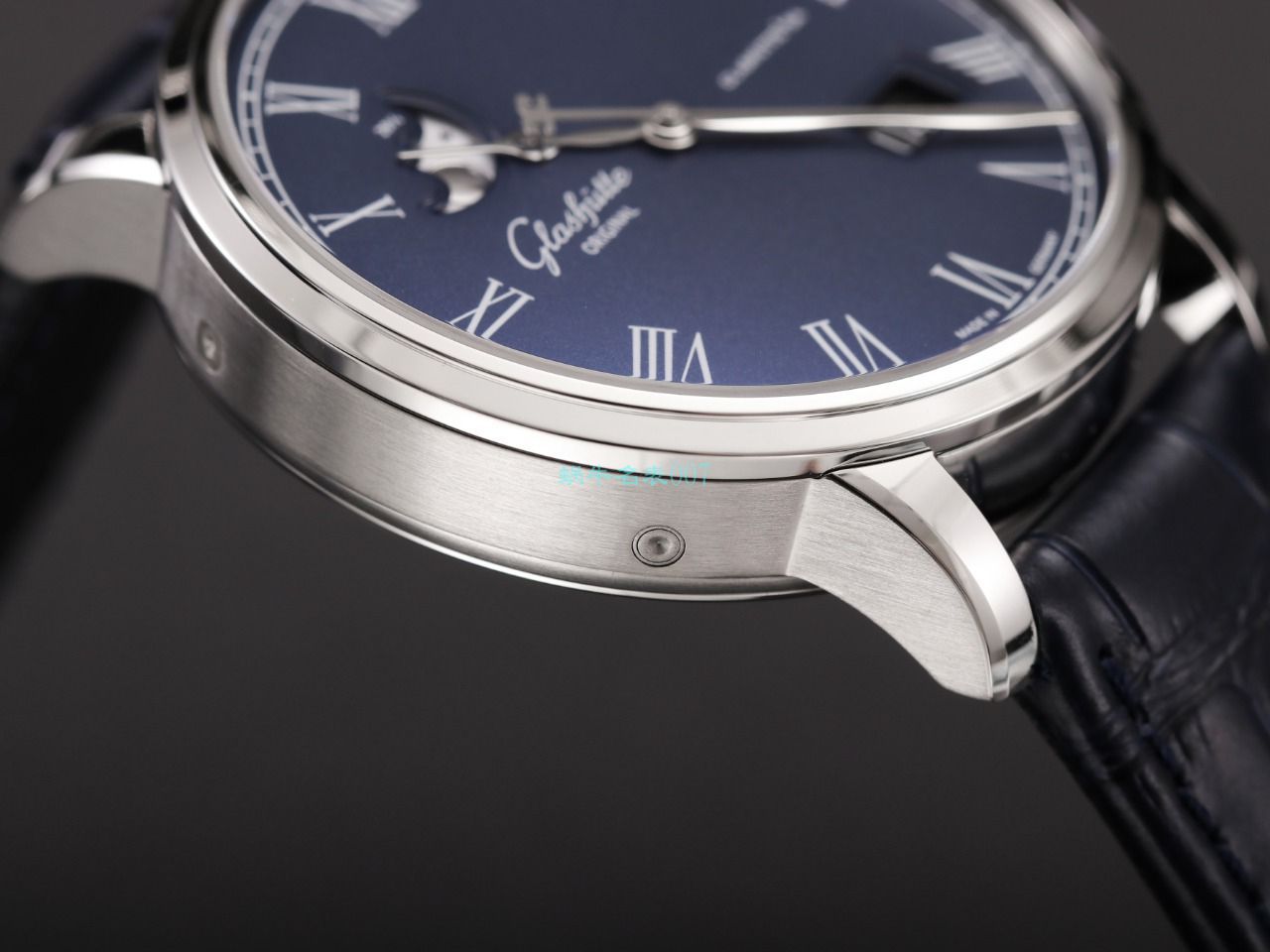 【视频最大的 Replica Watches 网站】V9 Factory glashuette original原创议员月相100-04-05-12-30 wrist watches  / GLA069
