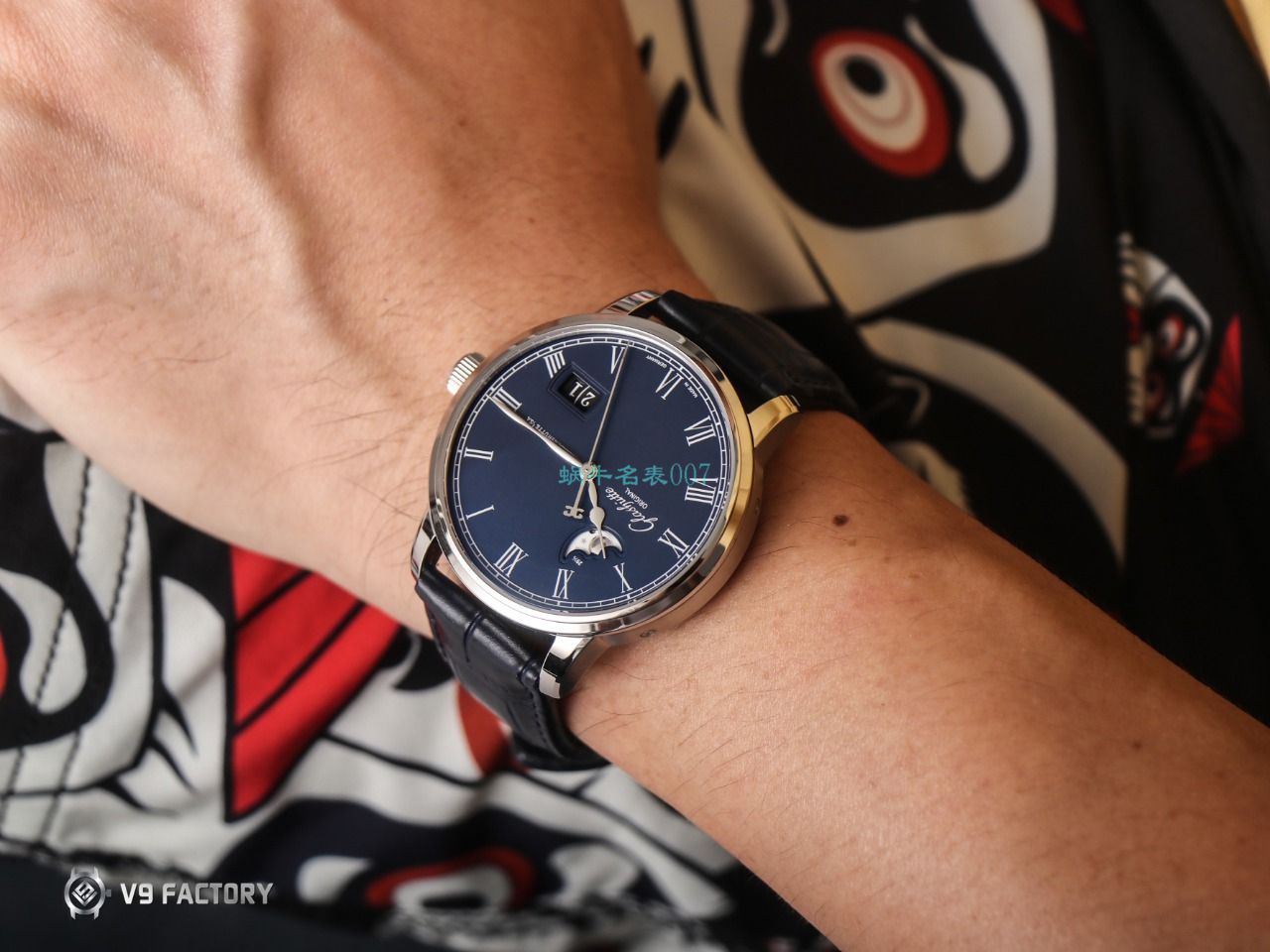 【视频最大的 Replica Watches 网站】V9 Factory glashuette original原创议员月相100-04-05-12-30 wrist watches  / GLA069