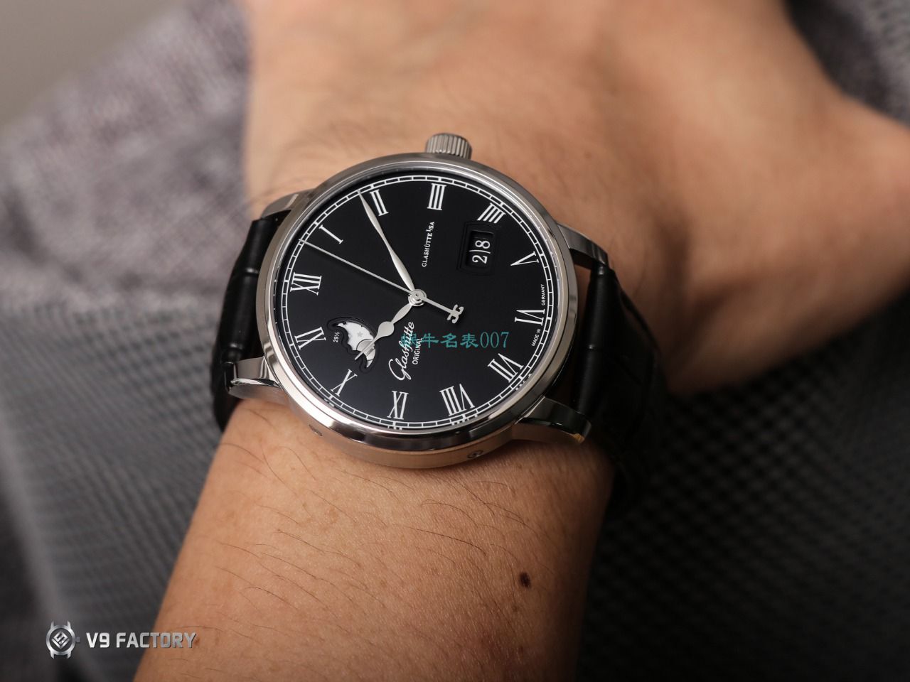 【视频最大的 Replica Watches 网站】V9 Factory glashuette original原创议员月相100-04-05-12-30 wrist watches  / GLA069