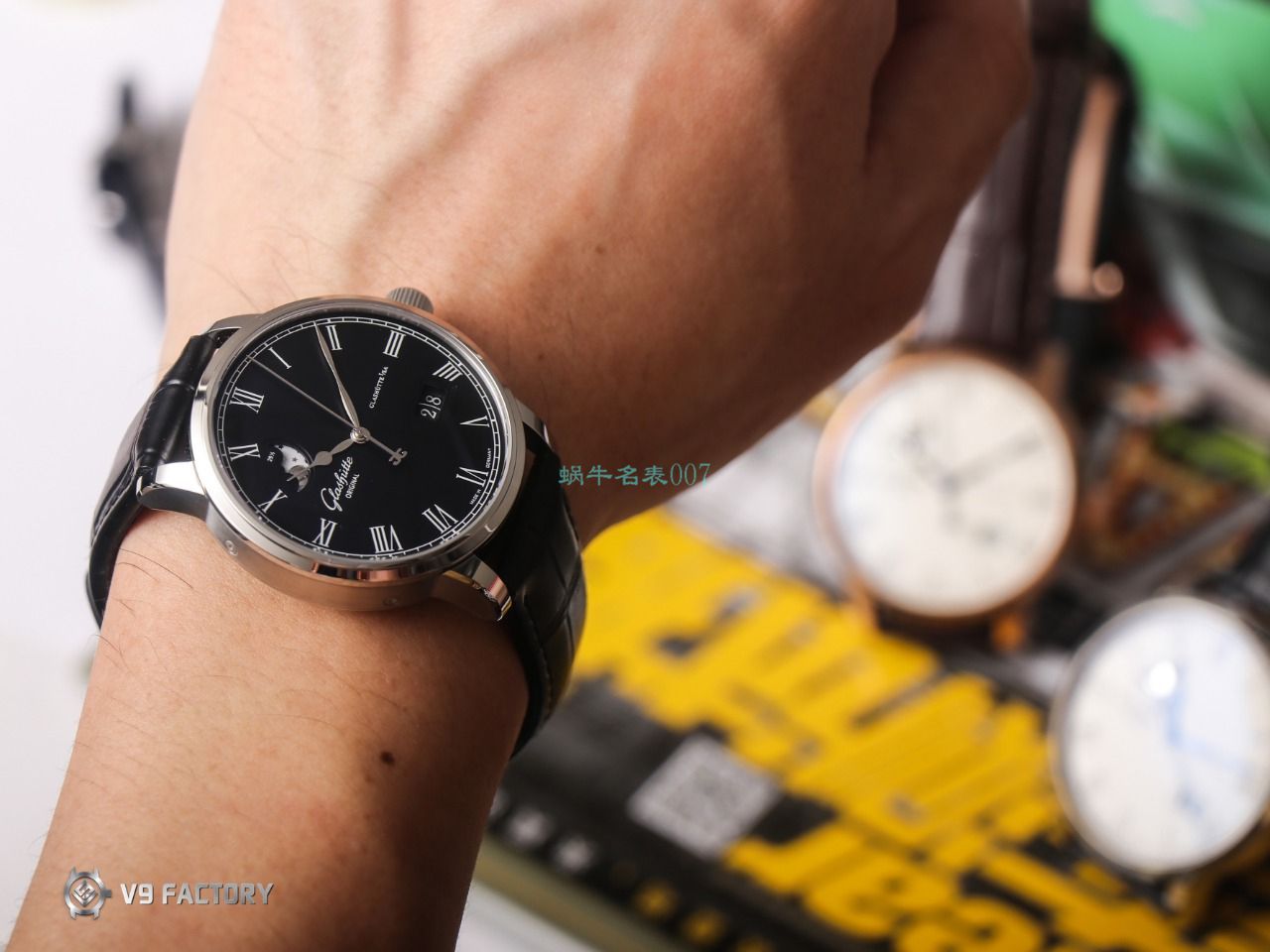 【视频最大的 Replica Watches 网站】V9 Factory glashuette original原创议员月相100-04-05-12-30 wrist watches  / GLA069