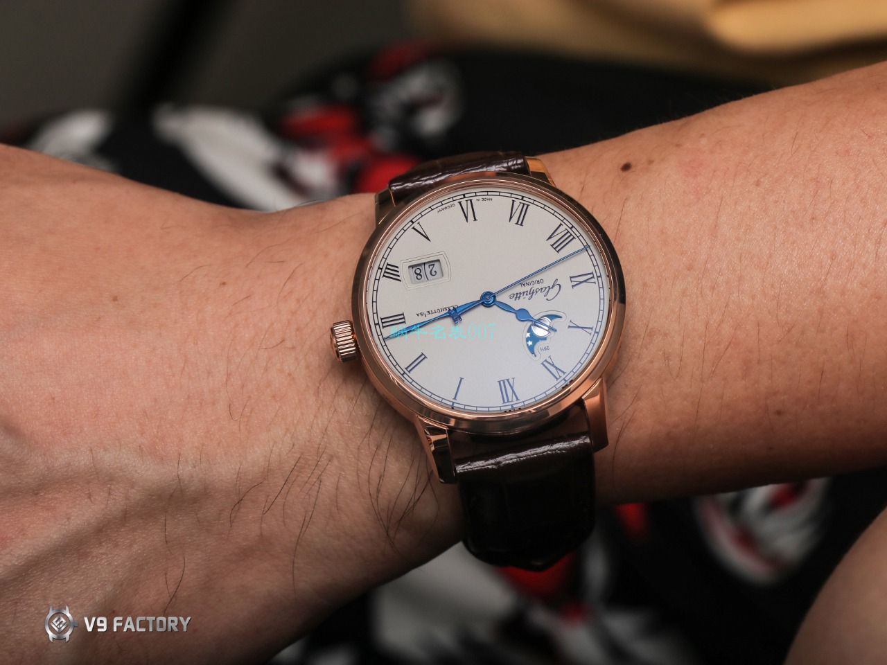 【视频最大的 Replica Watches 网站】V9 Factory glashuette original原创议员月相100-04-05-12-30 wrist watches  / GLA069