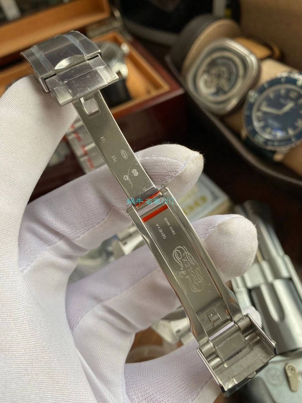 N Factory V10版 Rolex 蓝水鬼 Submariner 型 Perfect  Replica Watches 116619LB-97209 wrist watches  / R681