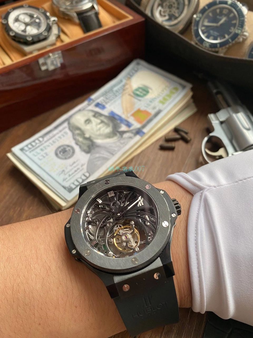 【 Video analysis  top  Replica Watches 最靠谱的商家】 hublot  big bang  Tourbillon 304.TX.1170.LR 不同版本对比视频 / YB112