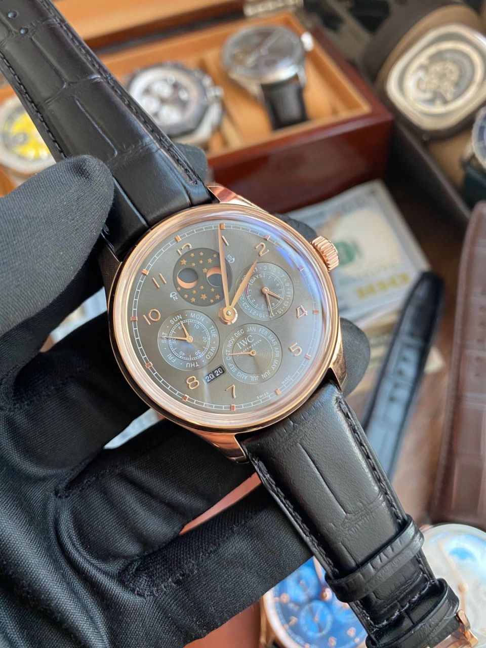V9 Factory 官网 top  Replica  IWC 葡萄牙万年历IW503401，IW502213，IW502305 wrist watches  / WG532