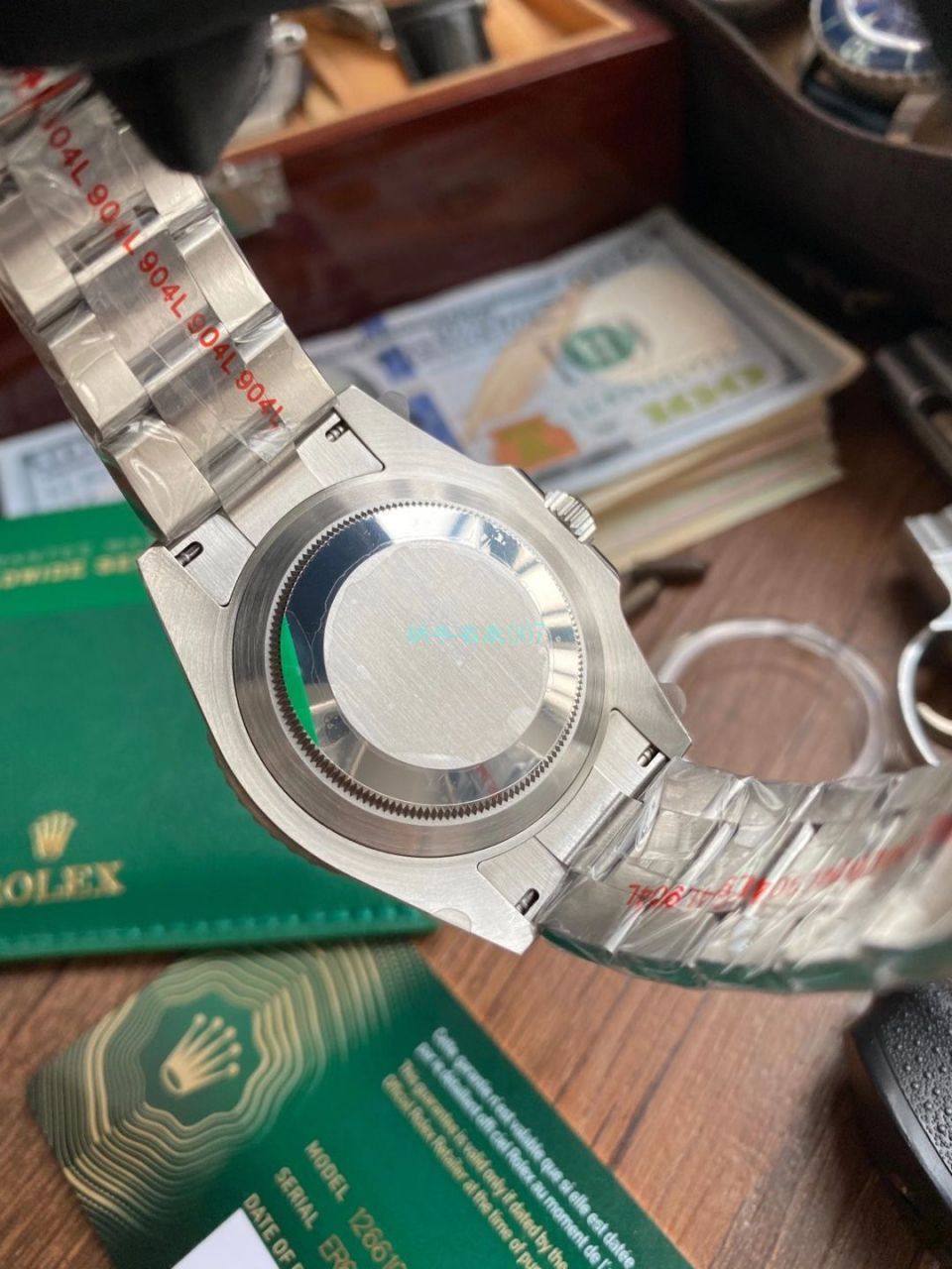  Video analysis EW Factory  Rolex 专柜新款 Submariner 1比1 High quality  Replica Watches 41毫米m126610lv-0002 wrist watches  / R687