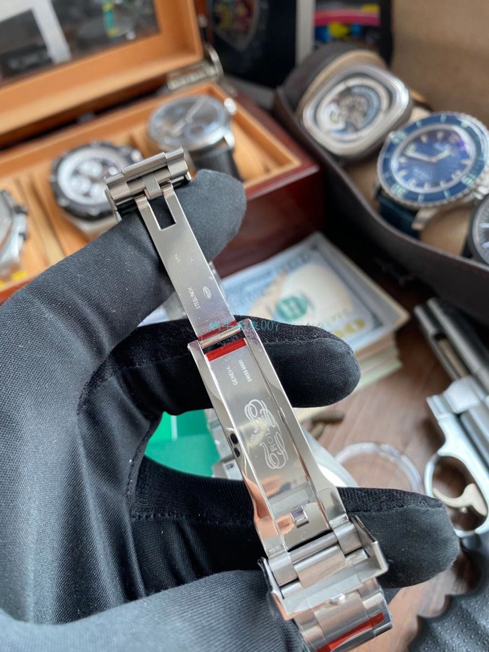  Video analysis EW Factory  Rolex 专柜新款 Submariner 1比1 High quality  Replica Watches 41毫米m126610lv-0002 wrist watches  / R687