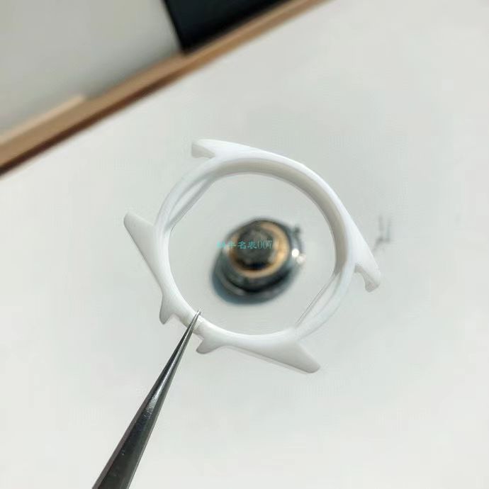 独家原单专柜一致香奈儿经典J12系列女士 wrist watches H5704，H5513钻石款 / X056