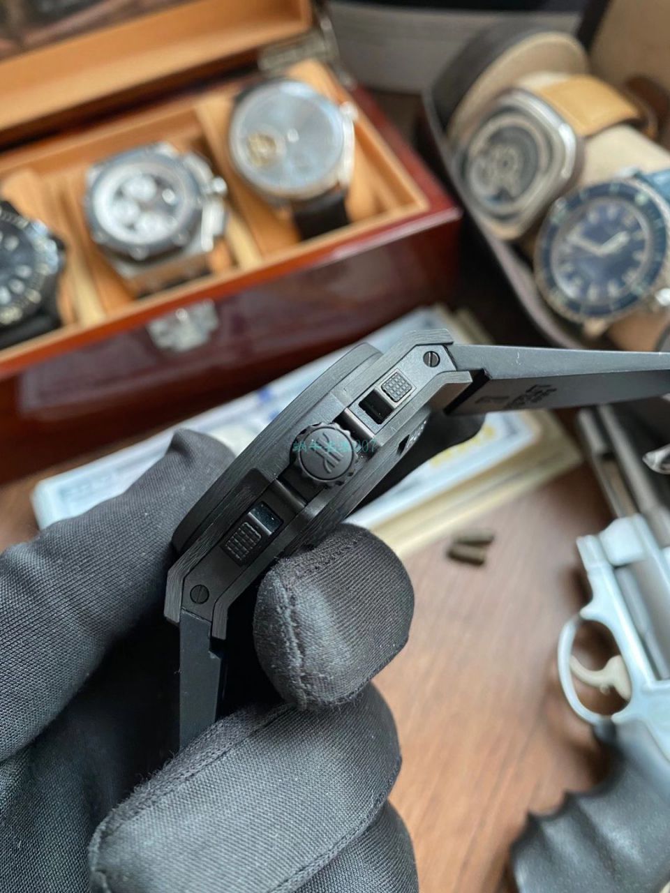 【 Video analysis 】V6 Factory  hublot BIG BANG big bang  carbon fiber 301.QX.1724.RX wrist watches  / YB113