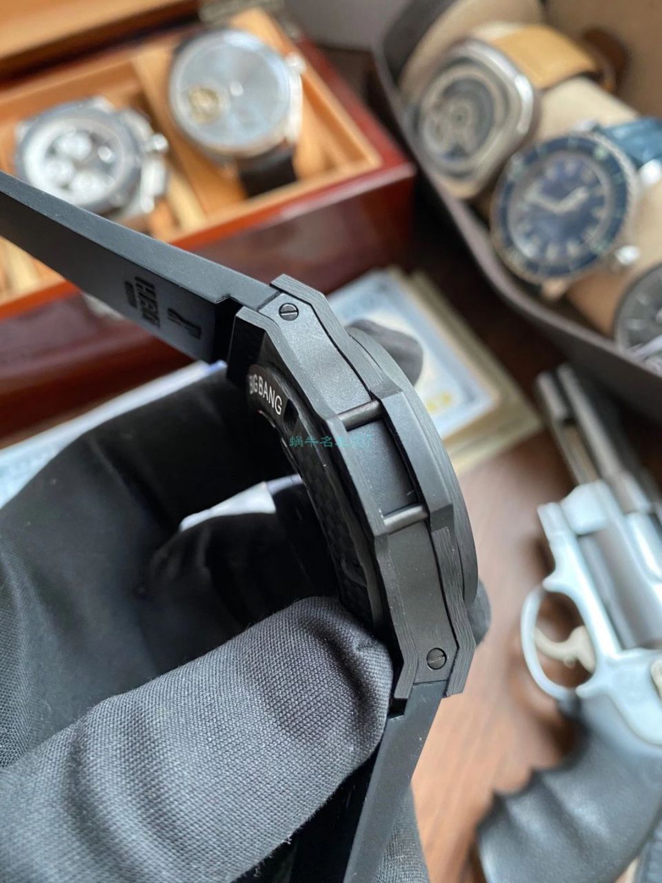 【 Video analysis 】V6 Factory  hublot BIG BANG big bang  carbon fiber 301.QX.1724.RX wrist watches  / YB113