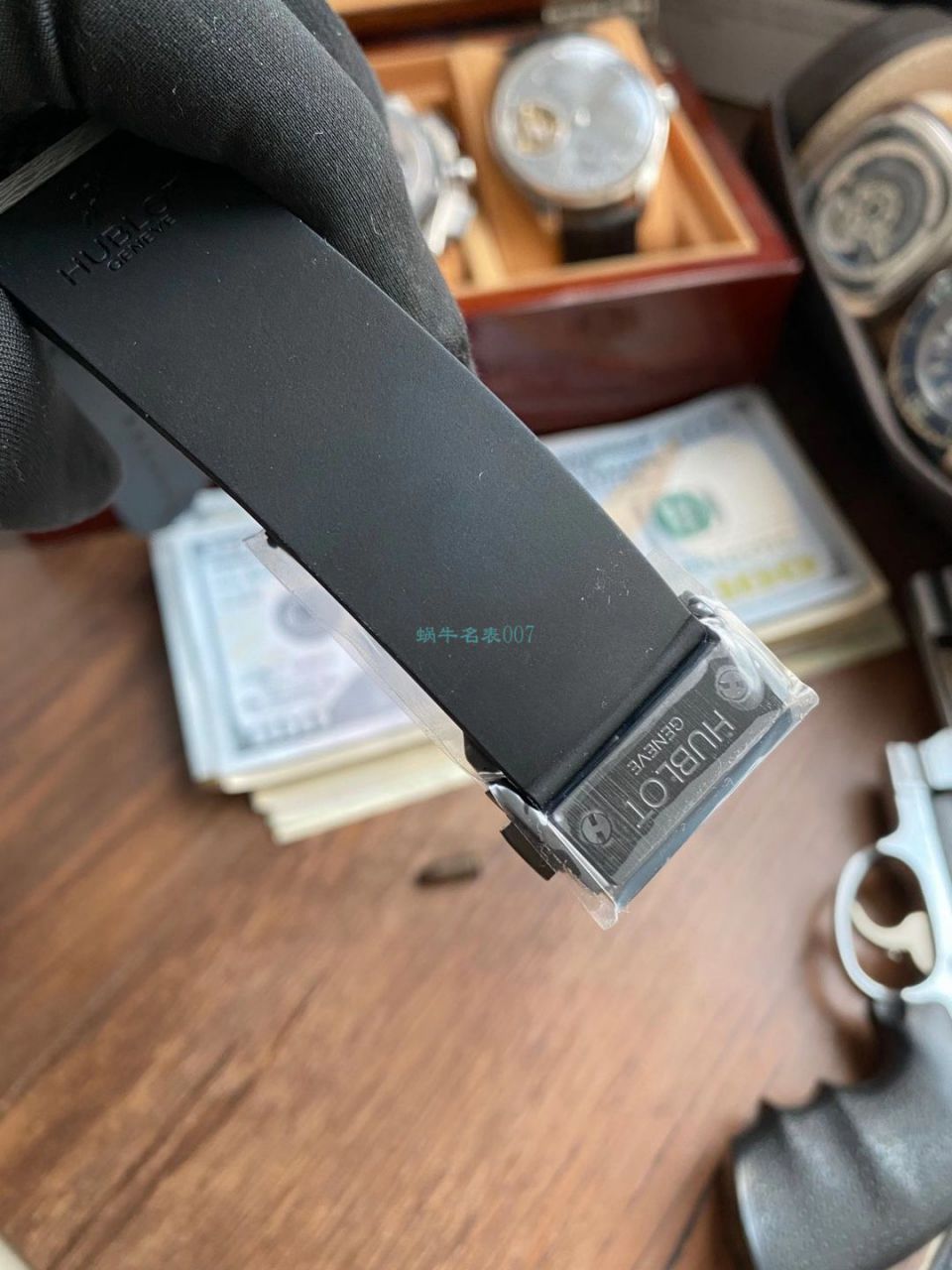 【 Video analysis 】V6 Factory  hublot BIG BANG big bang  carbon fiber 301.QX.1724.RX wrist watches  / YB113
