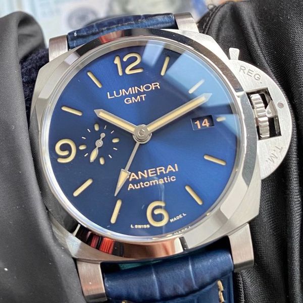 VS Factory Panerai 1比1 top  Knockoff  Watches GMT两地时PAM01033 wrist watches 