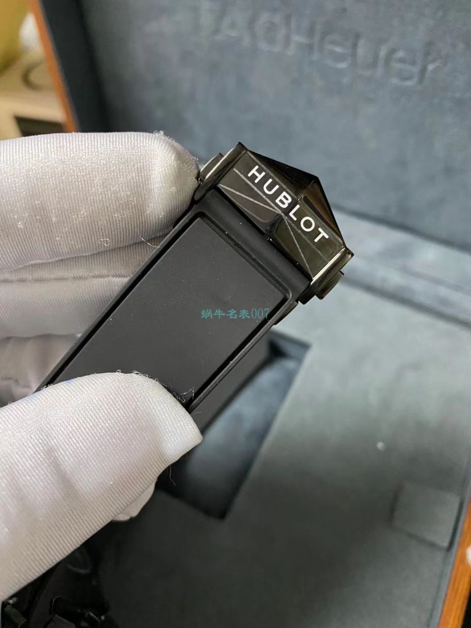 HB Factory  High quality  Replica Watches  hublot Big Bang Sang Bleu II 刺青二代418.OX.2001.RX.1604.MXM20 wrist watches  / YB117