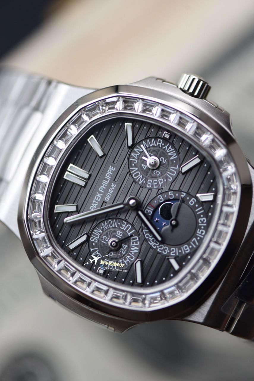  Video analysis TW Factory  PATEK PHILIPPE  top  Replica Copy  Watches 运动优雅系列 Nautilus 5740/1G-001 wrist watches  / BD369