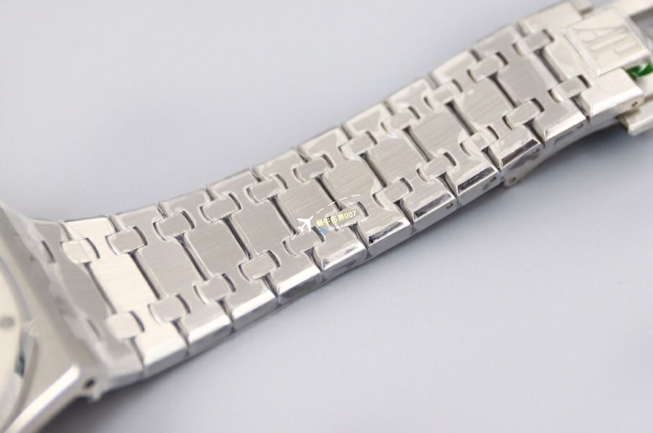  Video analysis APS Factory Audemars Piguet  Replica Copy 15400 Watches 15400ST.OO.1220ST.03，15400ST.OO.1220ST.02 / AP223