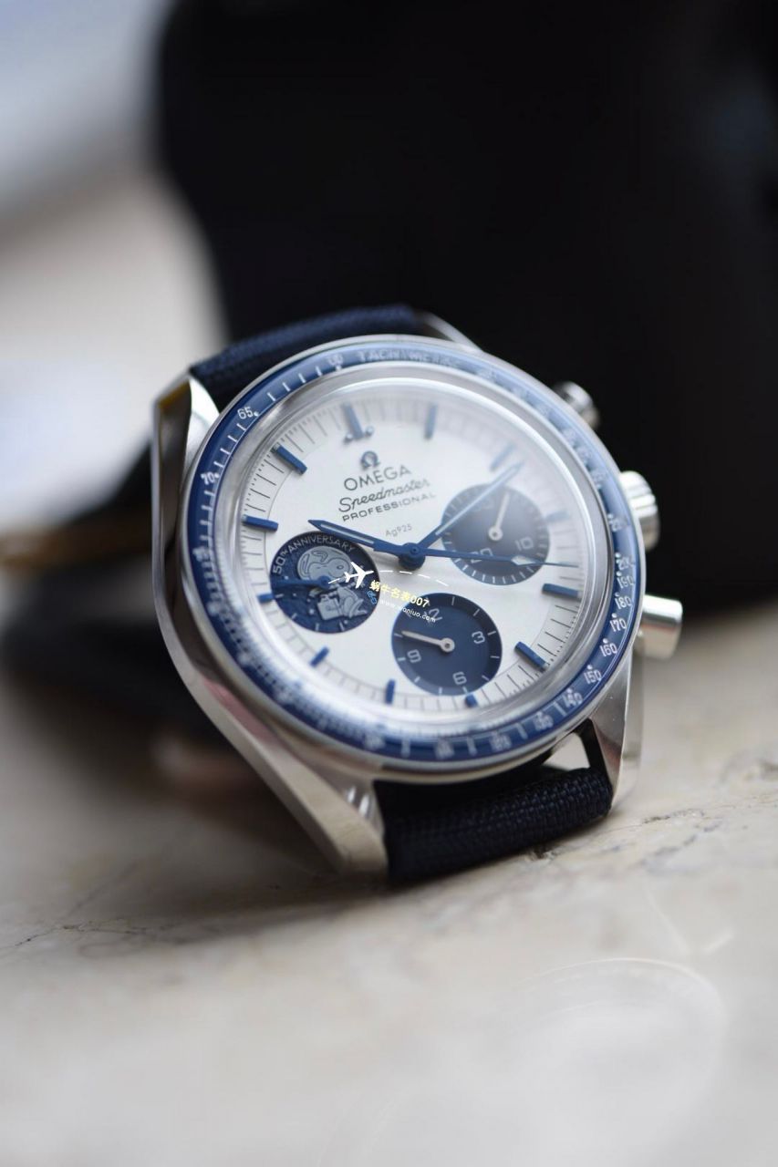  Video analysis OSOMEGA超霸系列 Replica Copy 310.32.42.50.02.001 wrist watches (史努比奖”50周年纪念 wrist watches ) / M778