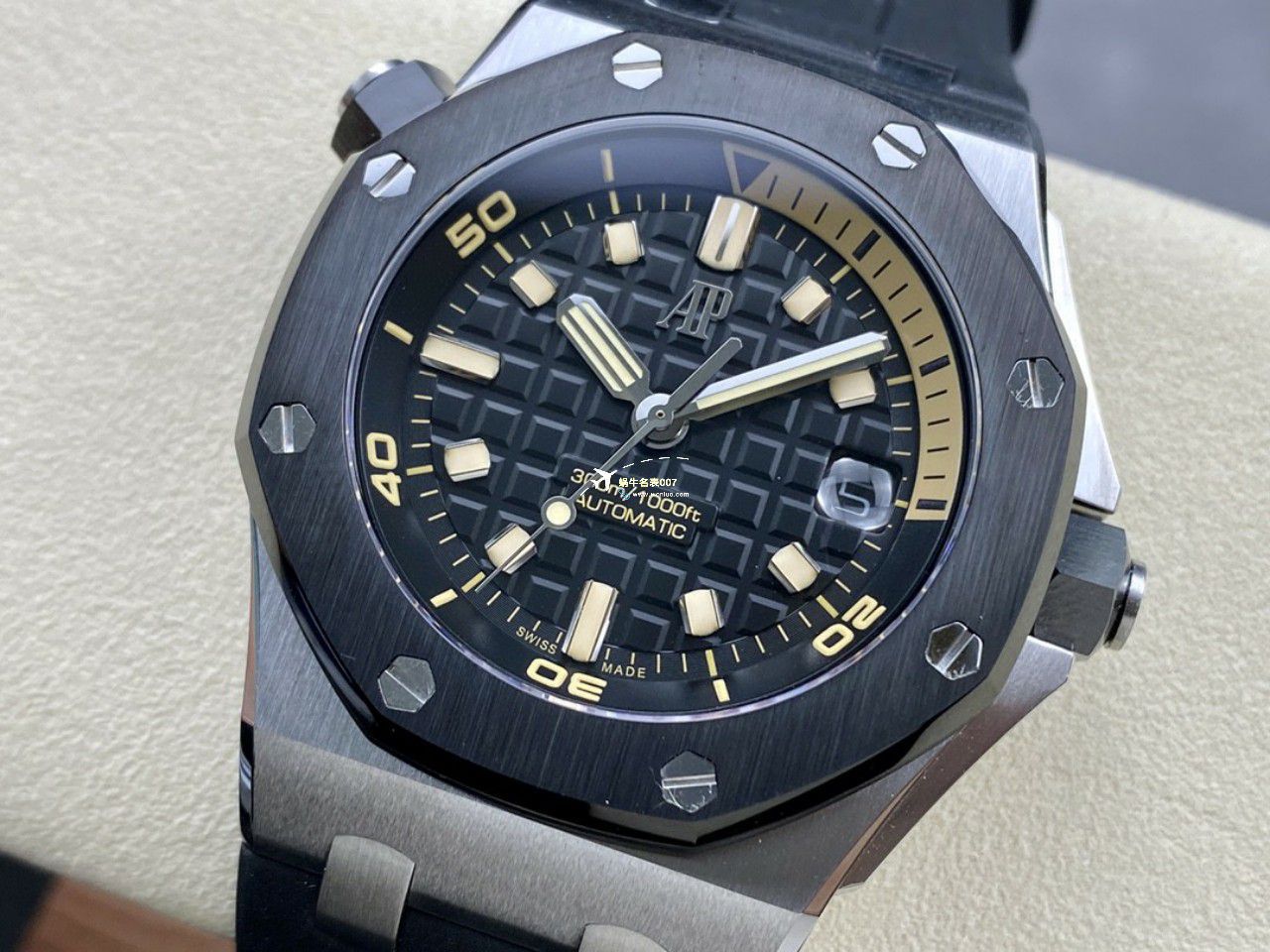 APF Factory  Perfect  top  Replica Copy  Watches Audemars Piguet  Royal Oak Offshore 15720ST.OO.A027CA.01四颜色 wrist watches  / AP230